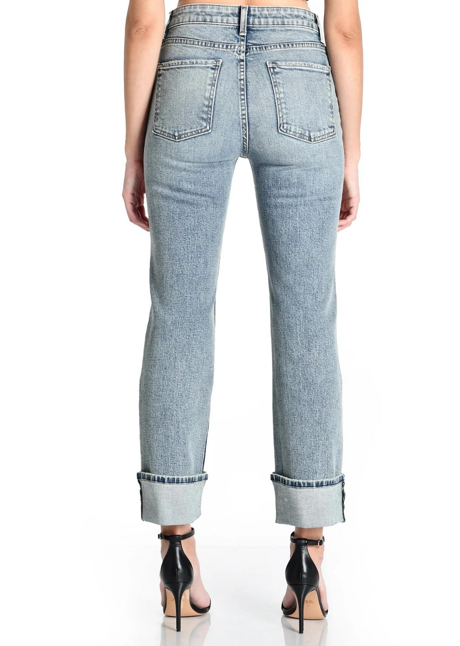 Fidelity Cali- Mocambo Blue. Retro fit and vintage wash take you back in time, with a cuff that is rolled, tacked on the sides and when unrolled measures 31". This is a high rise and full fit made with Nimes Candiani denim that not only feels good but makes you feel good. Italian Candiani denim is BCI, RINA, and Confidence in Textiles certified. The finest responsibly sourced cotton, fibers and dyes.