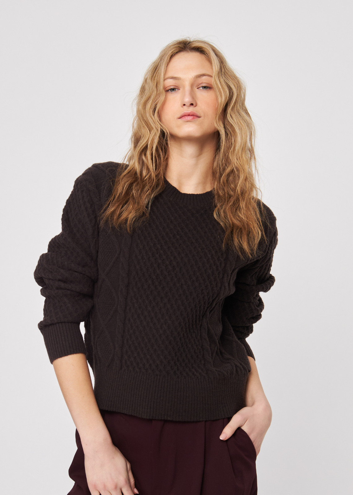 John & Jenn Julien Sweater - Coffee Bean