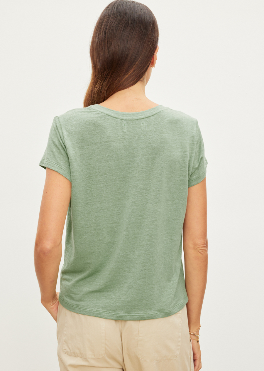 Velvet Casey Crewneck Tee. Just when you think a tee can’t get better we crafted this beauty. Featuring a linen knit, which has a flawless fit and feel (with just a hint of stretch) this is a new classic. A subtle hi-lo hemline and definite must-have.
