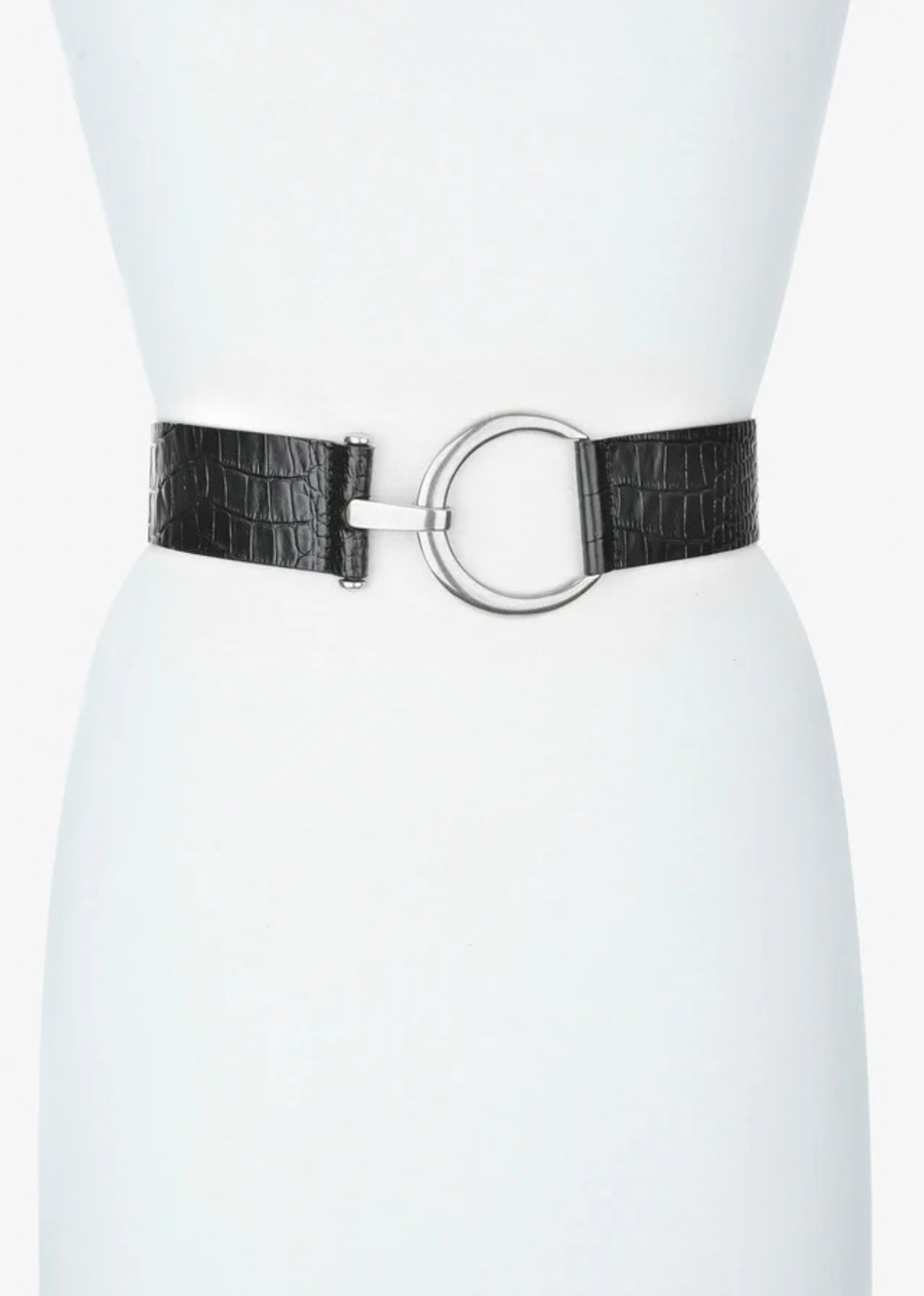 Made with croc-embossed Barcelona leather, this belt rests on the hips. Wear over a simple dress, sweater, or with jeans.

50mm / 2" strap width
Elastic back panel