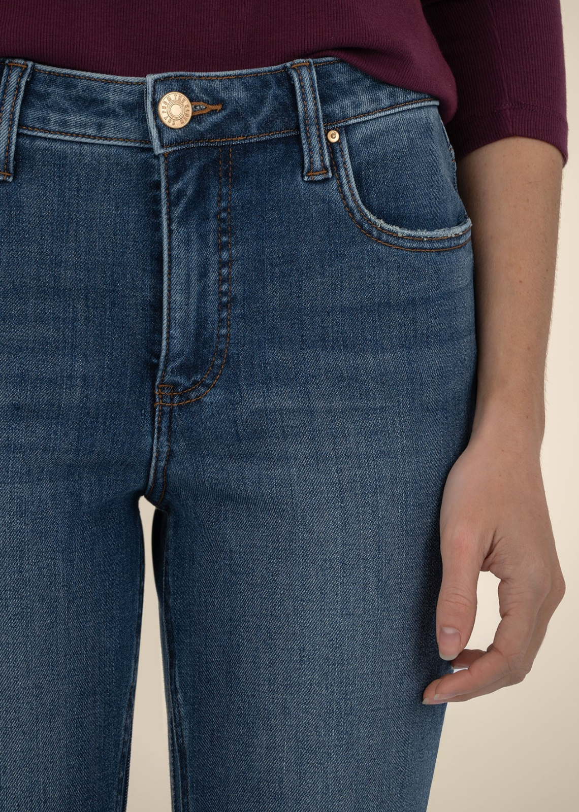 Kut From The Kloth Kelsey High Rise Ankle Flare - Command