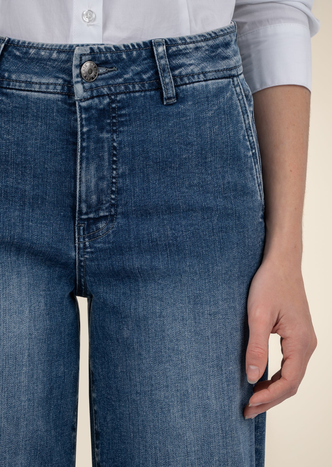 Kut from The Kloth Jean High Rise Wide Leg - Dignity