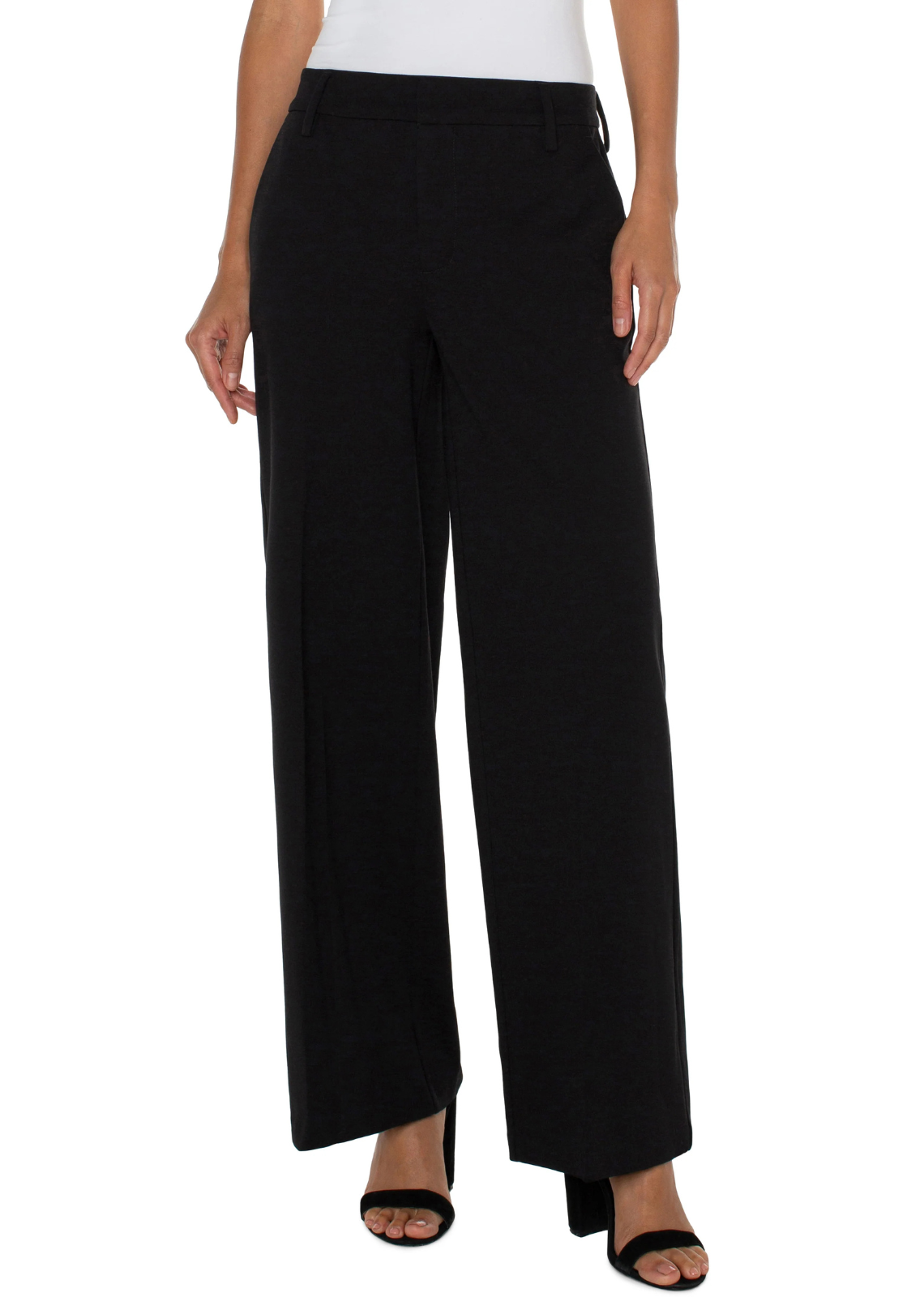 Meet the newest addition to our best-selling Kelsey collection. This wide-leg trouser delivers modern sophistication with the ease of a knit. Designed with a fluid drape and tailored details, its the kind of piece that effortlessly transitions from boardroom to brunch. Style it with a fitted blazer for a sleek head-to-toe look or dial it back with sneakers and a tee for elevated off-duty style.