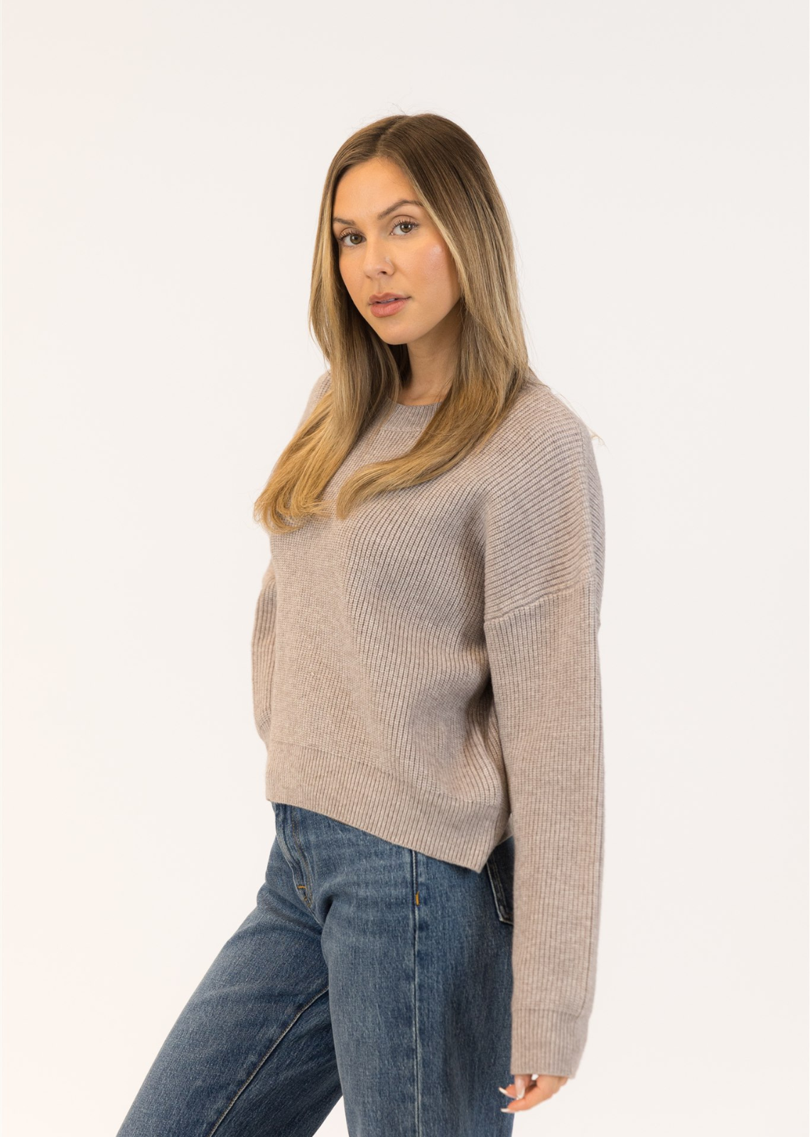 Lyla + Luxe Avery Crewneck Pullover - Medium Grey