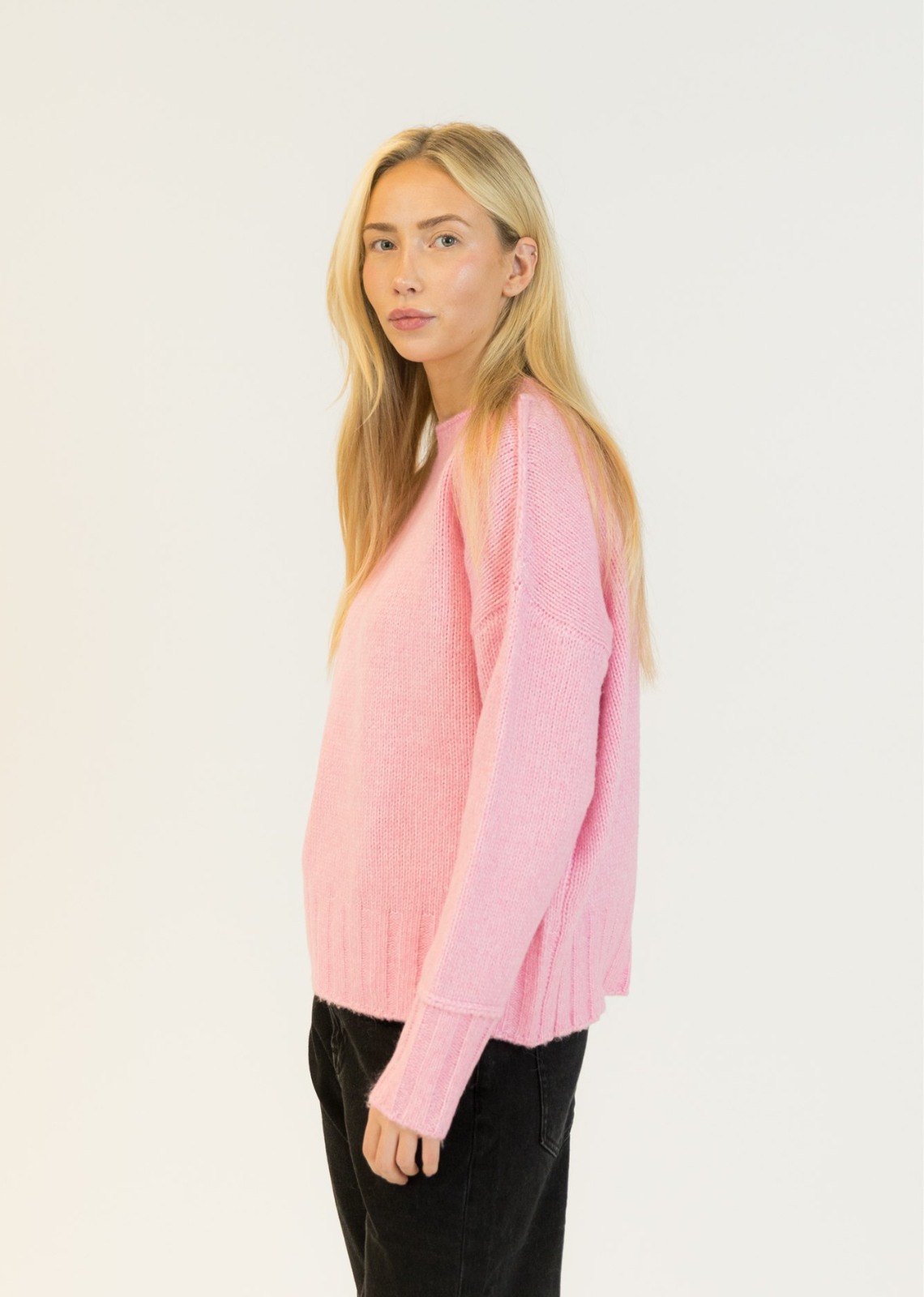Lyla + Luxe Tanya Crewneck Pullover - Candy Pink