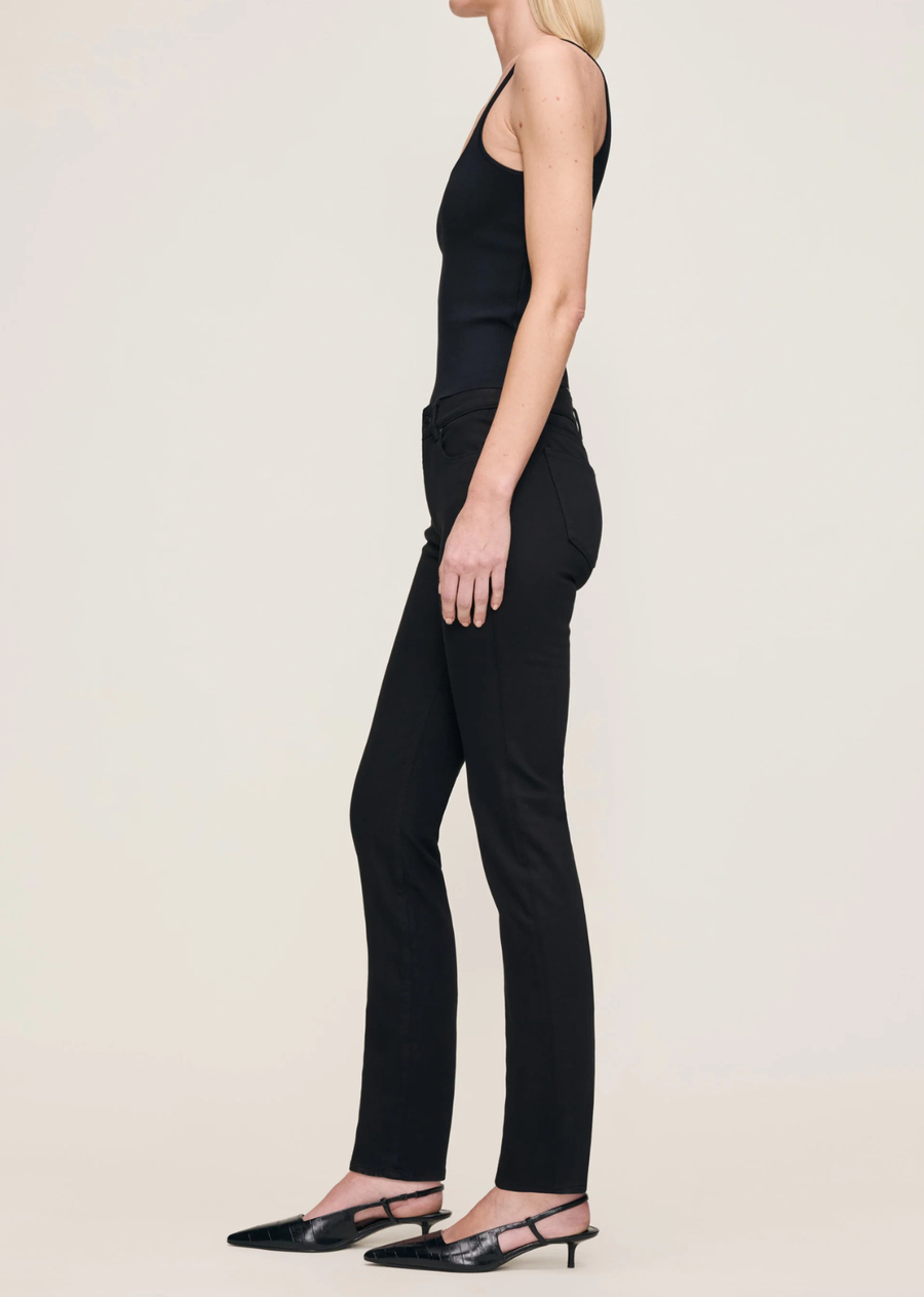 Mara is a mid-rise, straight leg fit with a 31" inseam that utilizes our Instasculpt™ technology to smooth, sculpt, and conform to your body for the perfect fit.

Black is a true black denim. It features black oxide hardware, tonal stitching, a clean hem and a black back patch.