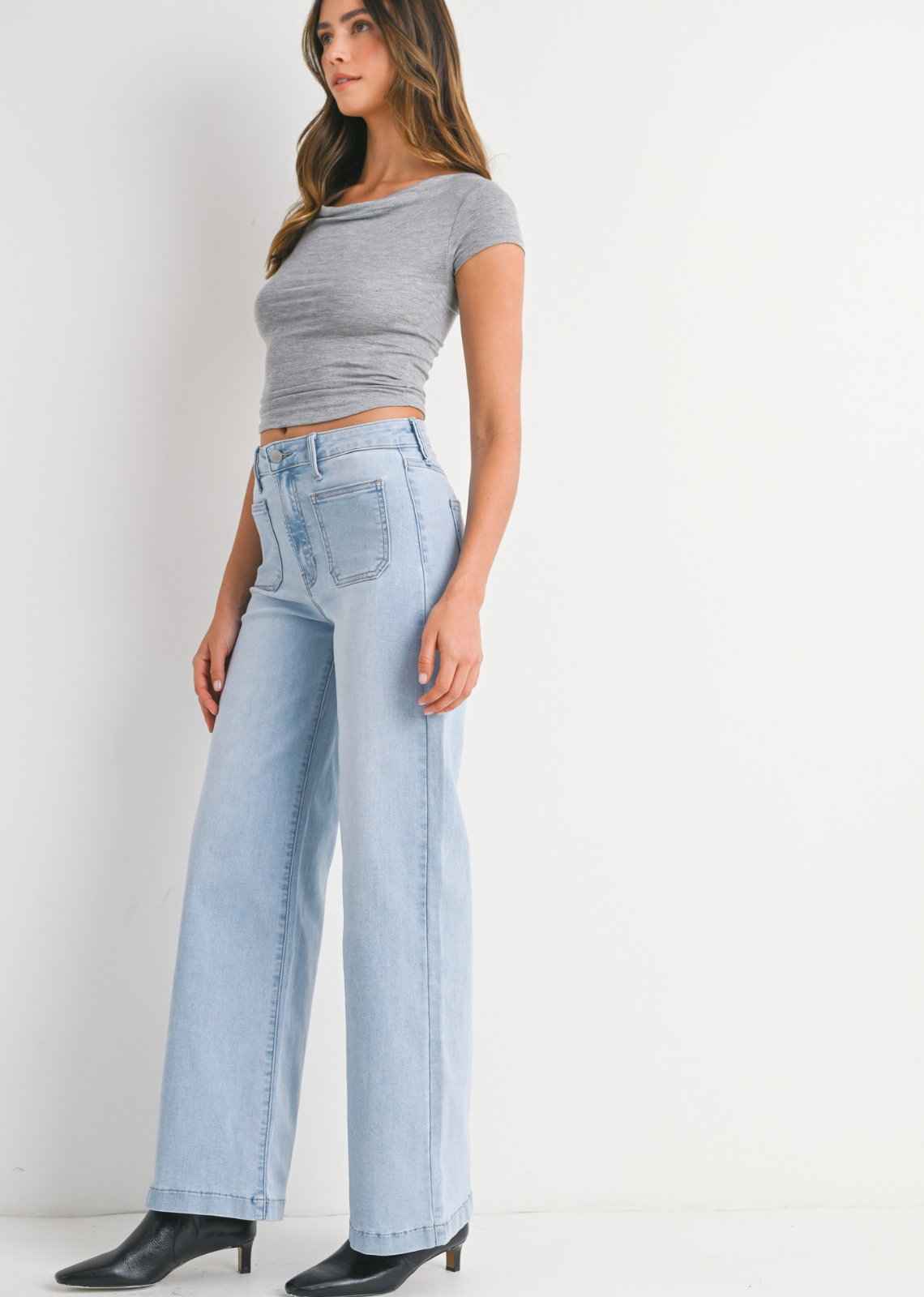 Mini Patch Pocket Wide Leg Jeans - Light Denim