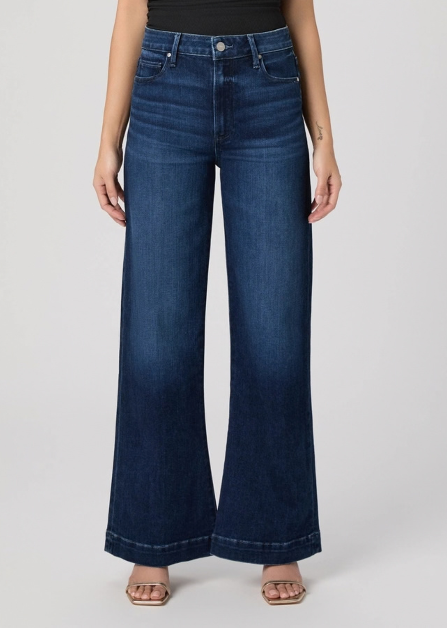 Designed with a flattering high rise and relaxed wide leg, the Leenah offers an easy, elongating silhouette with a 32" inseam. Crafted from TRANSCEND VINTAGE denim, this pair combines superior comfort with vintage-inspired texture and structure. Finished in the Basilica wash, it delivers timeless versatility with a softly worn-in feel.