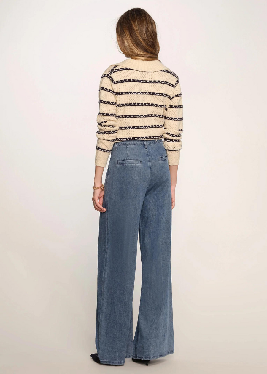 Heartloom Smith Pant. The Smith Pant is made from our drapey chambray and is a wide-leg cut. We love to pair them with heeled boots and a chunky sweater.