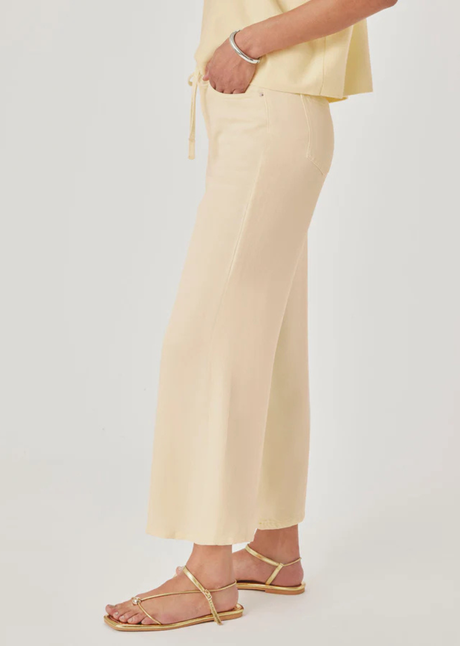 Splendid Lounge Denim Crop Pant - Honeysuckle