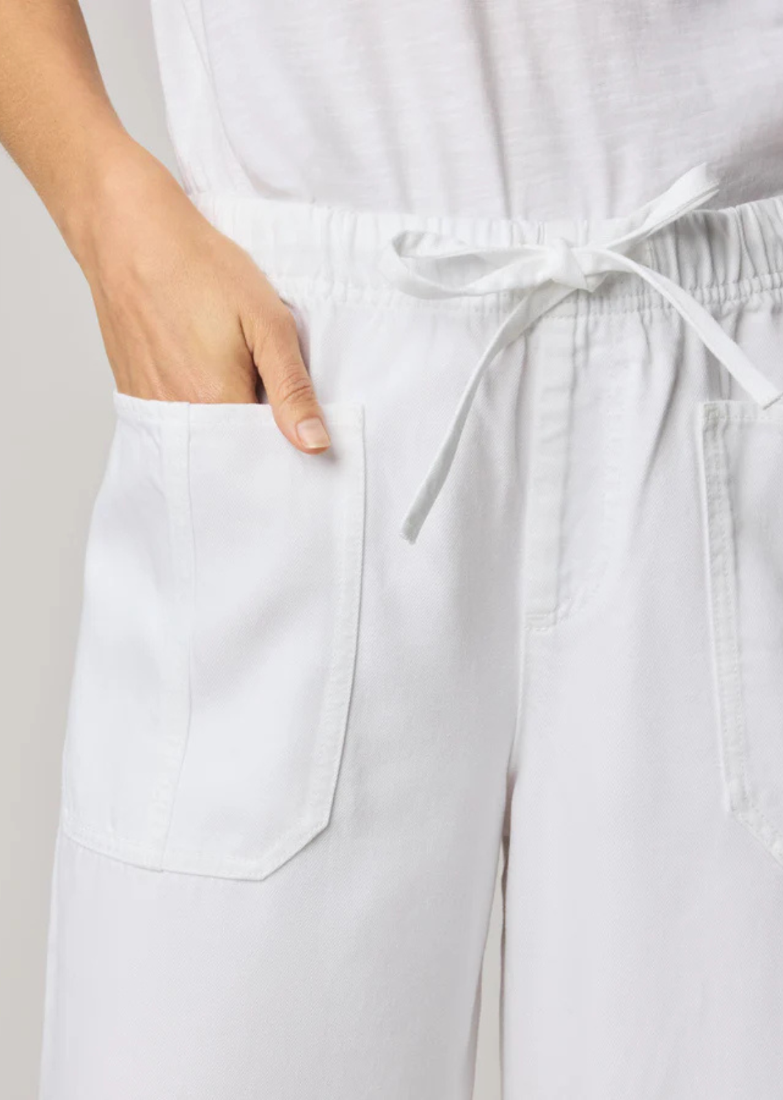 Splendid Lounge Denim Straight Leg Pant - White