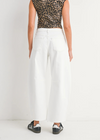 The Seamed Barrel Jeans - Off White