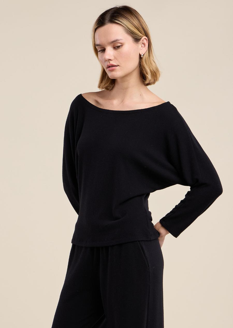 The Cecilia is an off-the-shoulder top crafted from a soft, brushed knit. It can be worn off-the-shoulder or as a boat neck, with dolman sleeves and a relaxed fit for easy, everyday comfort. The soft knit offers a cozy, plush hand-feel that moves with you. Pair it with denim for daytime ease, or dress it up with tailored trousers for an evening look.